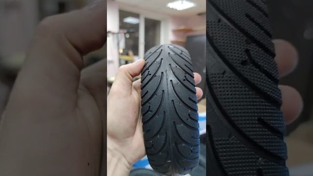 Литая шина 85/65/6.5 для электросамокатов типа Kugoo G Booster G2pro, Halten RS02 смотреть онлайн