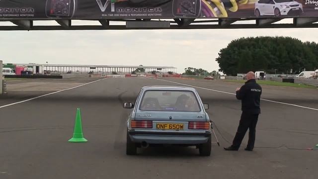 MK3 Escort Cossie Powered 0-60 2.98 secs смотреть онлайн