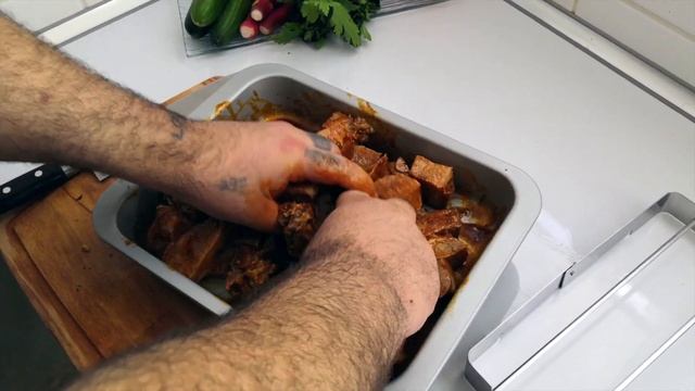 ШАШЛЫК ИЗ ГОВЯЖЬЕГО ЯЗЫКА В ДУХОВКЕ - LANGUE DE BOEUF KEBAB AU FOUR смотреть онлайн