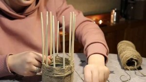 DIY Ваза для сухоцветов из палочек для суши и джутовой веревки//Vase of sticks and jute rope