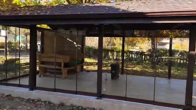 Безпрофисло остъкляване на дървен навес в Панчарево