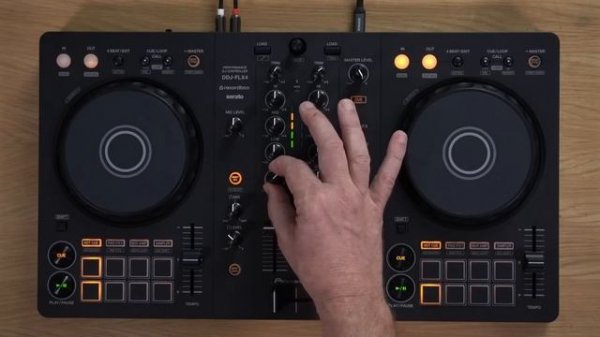 Pioneer DJ DDJ-FLX4 - Full Review & New Features Demo