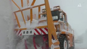 Уборка снега в Японии часть 2  (снегоуборочный ротор)