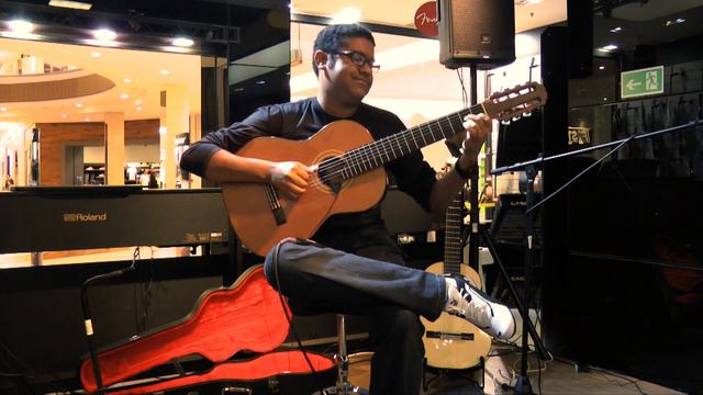 iRig Acoustic Stage - Félix Santos Jr. - 7 string classical guitar - Part 2 смотреть онлайн
