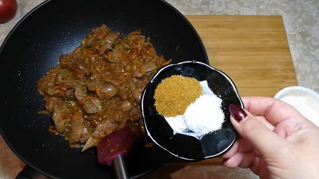 ПЕЧЕНЬ КУРИНАЯ В СМЕТАНЕ\ Очень нежная и вкусная. смотреть онлайн