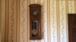 Старинные настенные гиревые часы Gustav Becker