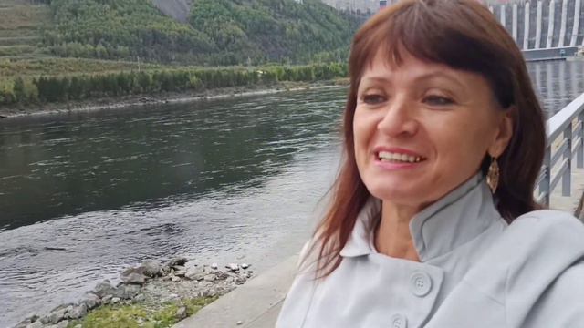 Поездка на Саяношушенскую ГЭС смотреть онлайн