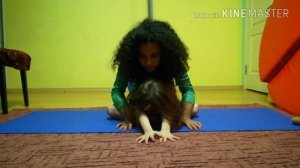 Тянем ребёнка дома