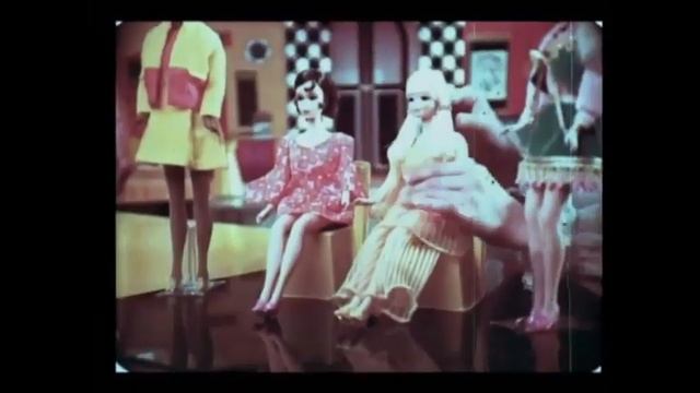 1970 Vintage COLOR Talking Barbie Doll & Friends Commercial смотреть онлайн