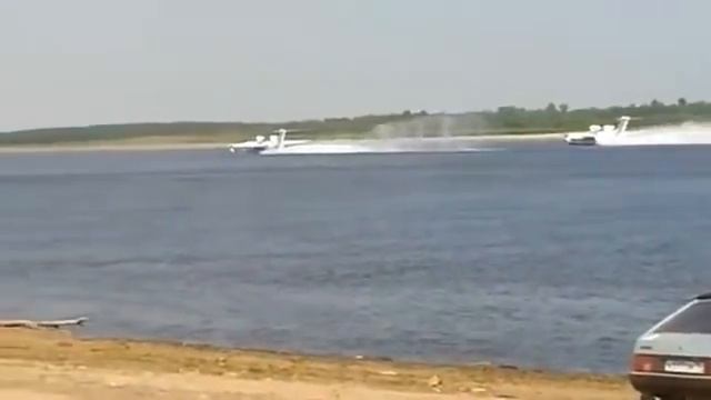 Как самолеты набирают воду для тушения пожаров смотреть онлайн