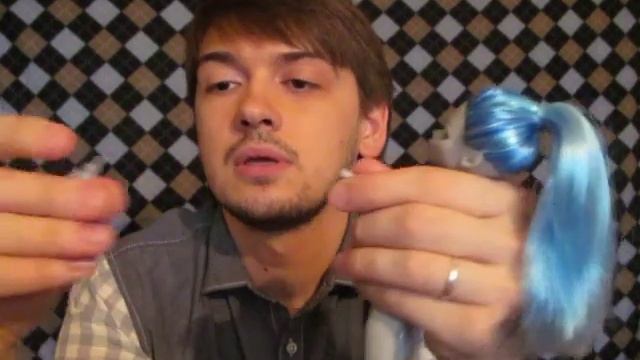 Обзор подделки Гулия Classroom Ghoulia Yelps Fake Doll смотреть онлайн