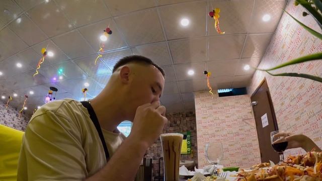 1 день в Бангладеш или особенности местной жизни смотреть онлайн