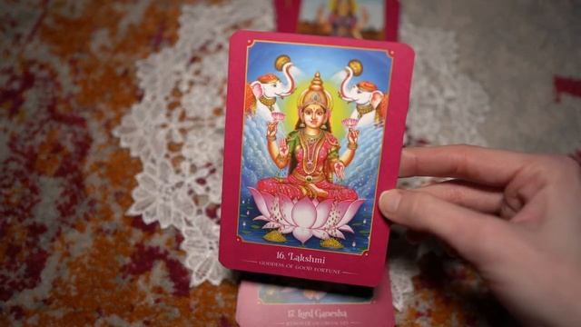 4K FLIP-THROUGH: Lakshmi Blessings Oracle ? смотреть онлайн