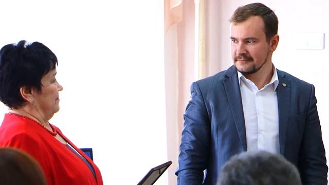 Сдал бумагу -- сделал благо! смотреть онлайн