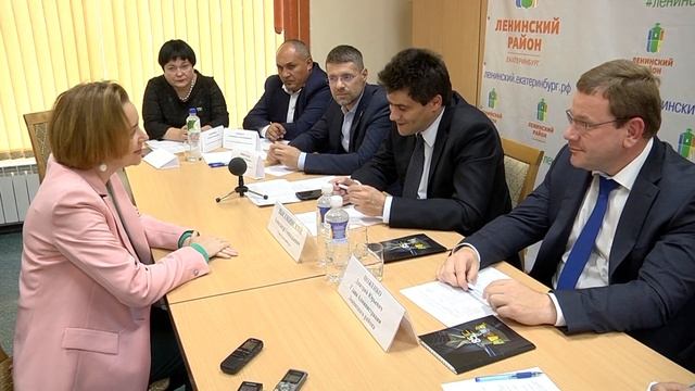 Глава Екатеринбурга принял жителей Ленинского района смотреть онлайн