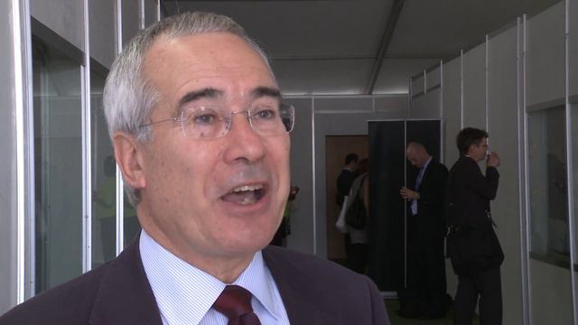 Prof Nicholas Stern, of the London School of Economics, speaking at COP17 in South Africa смотреть онлайн