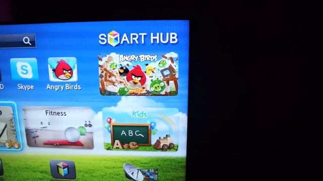 Samsung Smart TV 75" ES9000 смотреть онлайн