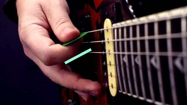 НОВИЧКАМ! Как Держать Медиатор? Очень Наглядно. смотреть онлайн