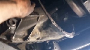 Mercedes Vito 638 снятие коробки, замена сцепления, маховик двухмассовый.