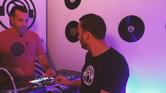 Best 2 Channel DJ Mixer of all time? Rane Seventy Atrak Signature Edition Deep Dive Review смотреть онлайн