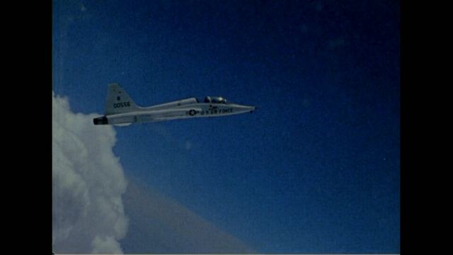 High Flight, 1972 смотреть онлайн