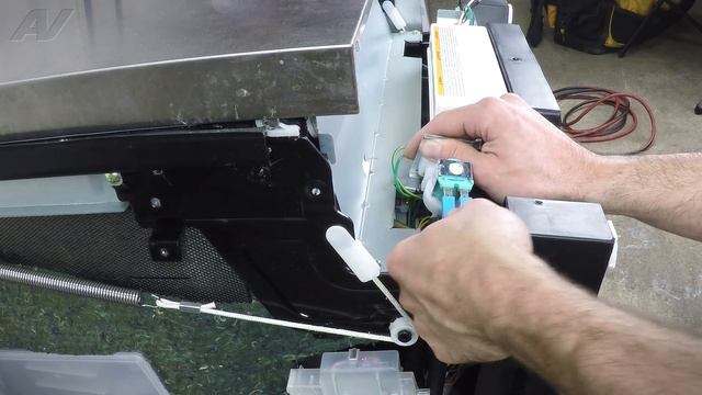 Samsung Dishwasher Repair - Drain Pump Runs Without Starting Cycle - Inlet Valve смотреть онлайн