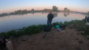 Ловля КАРПА на ФИДЕР / КАК поймать Карпа? / Рыбалка на ПЛАТНИКЕ!!!