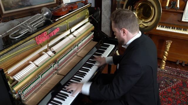 Nutcracker - Dance of the Sugar Plum Fairy - Tchaikovsky смотреть онлайн