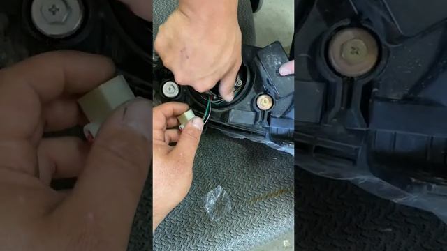 Установка лед линзы Y9 (h4) смотреть онлайн