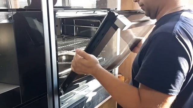 Демонтаж/монтаж двери духового шкафа NEFF смотреть онлайн