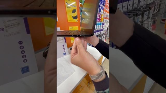 Самый дешёвый ноутбук в… #2023 #обзор #шедевр #россия #новинка #днс #цены #irbis смотреть онлайн