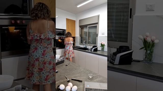 לחם שקדים ופשתן המטריף והמפורסם - במטבח עם בתאל смотреть онлайн