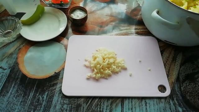 Лечо с кабачками на зиму. Рецепт очень вкусного салата из кабачков и болгарского перца. смотреть онлайн