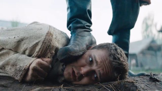 Нашумевший фильм ХОЛОП (1) смотреть онлайн