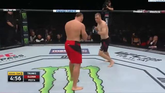 Алексей Олейник vs. Виктор Песта смотреть онлайн