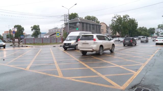 26.06.2019 В Южно Сахалинске на семи перекрёстках появятся «вафельницы» смотреть онлайн