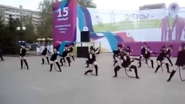 ансамбль народно-эстрадного танца "РОВЕСНИК" смотреть онлайн