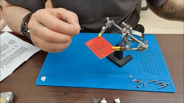 Распайка генератора сигналов XR2206 купленного на AliExpress. смотреть онлайн