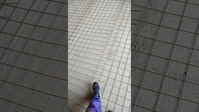 Как укладывать сетку на полусухой стяжки? смотреть онлайн