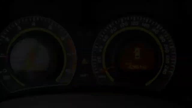 Toyota Auris 1.3 Comfort Navigator смотреть онлайн