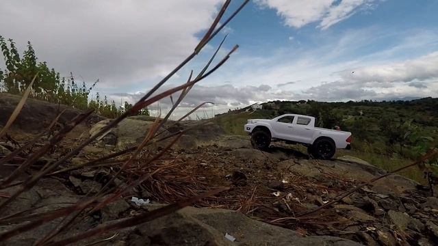 Toyota Hilux Revo WPL Trail Run смотреть онлайн