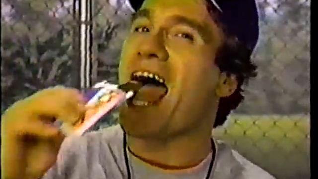 1980s Nestle Crunch Commercial смотреть онлайн