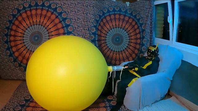 Timelapse Inflating 72 inch balloon by manual pump 6 hours смотреть онлайн