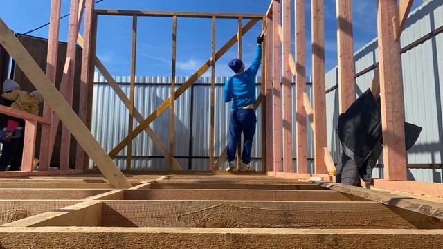 Каркасный мини дом 3x6 18м своим руками за 150 тысяч рублей 20 мая 2022 #каркасный #минидом #спб смотреть онлайн