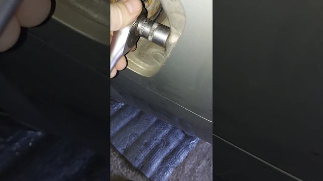 Nissan almera classic ниссан альмера классик заменить тросик багажника и лючка бензобака смотреть онлайн