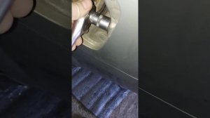 Nissan almera classic ниссан альмера классик заменить тросик багажника и лючка бензобака