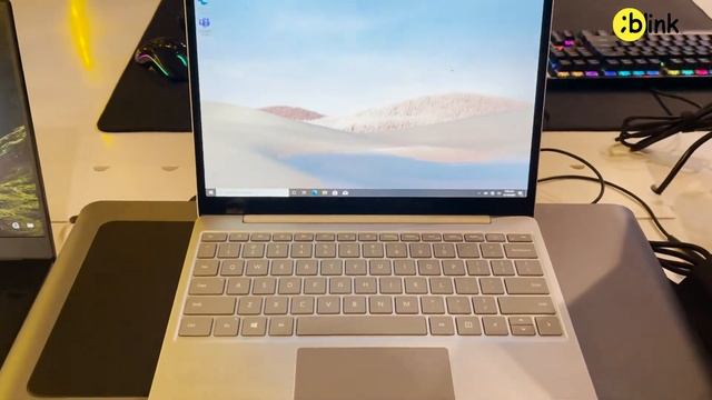 Microsoft Surface Laptop Go !! смотреть онлайн