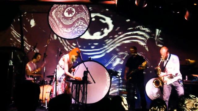 Инна Желанная / Inna Zhelannaya - Старый муж / Old Husband (live @ Gogol) смотреть онлайн