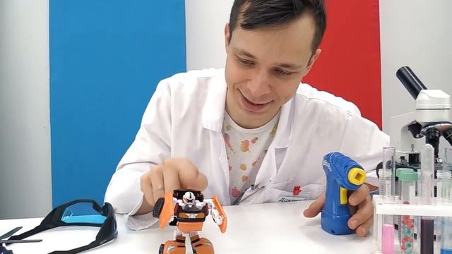 Игры с доктор Ой - Роботы Трансформеры для детей смотреть онлайн
