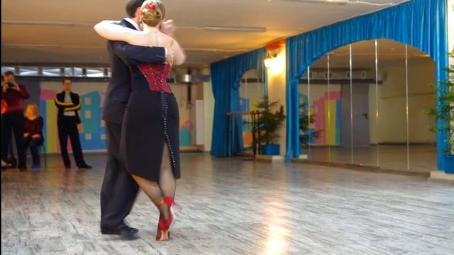 Илья Лигостаев и Татьяна Берензафт Bomboncito смотреть онлайн